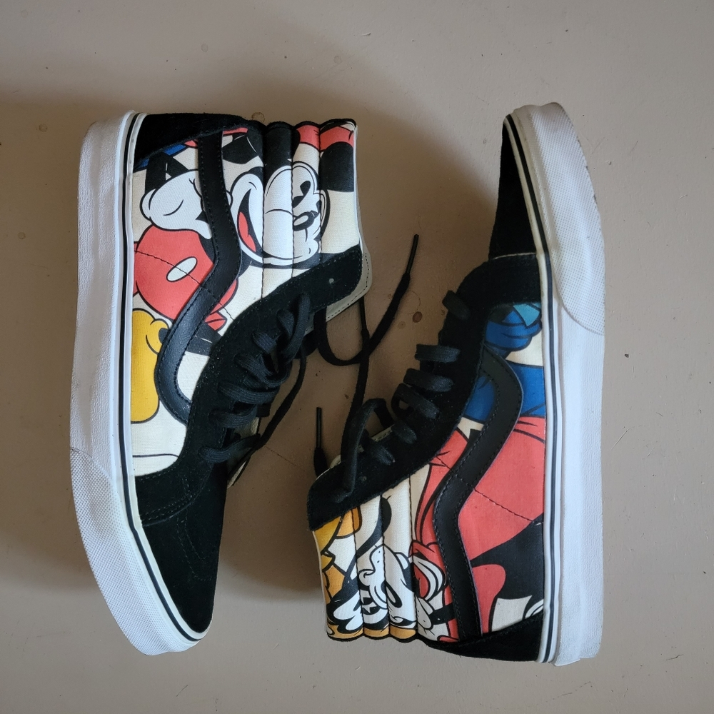 Disney Van's Sk8 Hi top, Mickey and Friends.